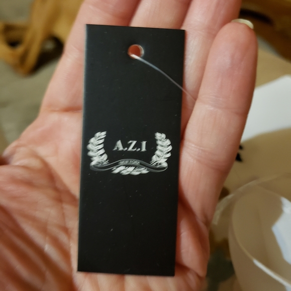 AZI Embroidered Blouse Size M Ladies - Picture 8 of 10